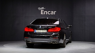 BMW 5-SERIES G30 2017