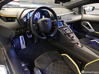 LAMBORGHINI AVENTADOR 2018