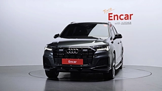 AUDI Q7 4M 2023