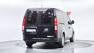 HYUNDAI STARIA 2022