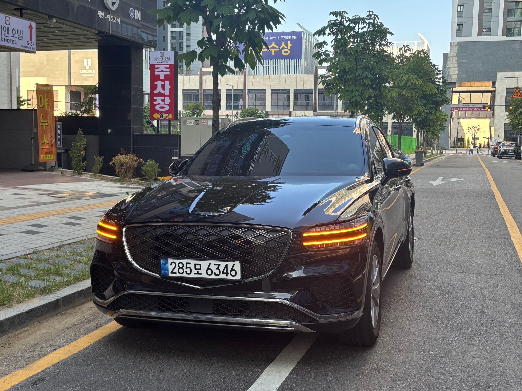 GENESIS GV70 2024