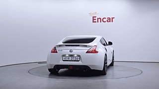 NISSAN 370Z 2017