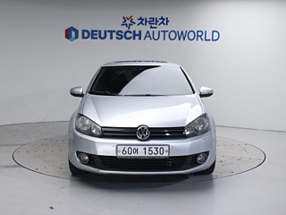 VOLKSWAGEN GOLF  2012