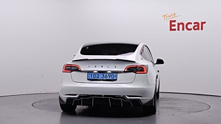 TESLA MODEL 3 2020