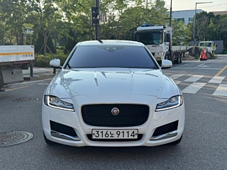 JAGUAR XF X260 2018