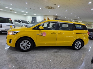 KIA CARNIVAL 2017