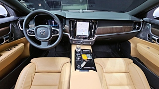 VOLVO S90 2024