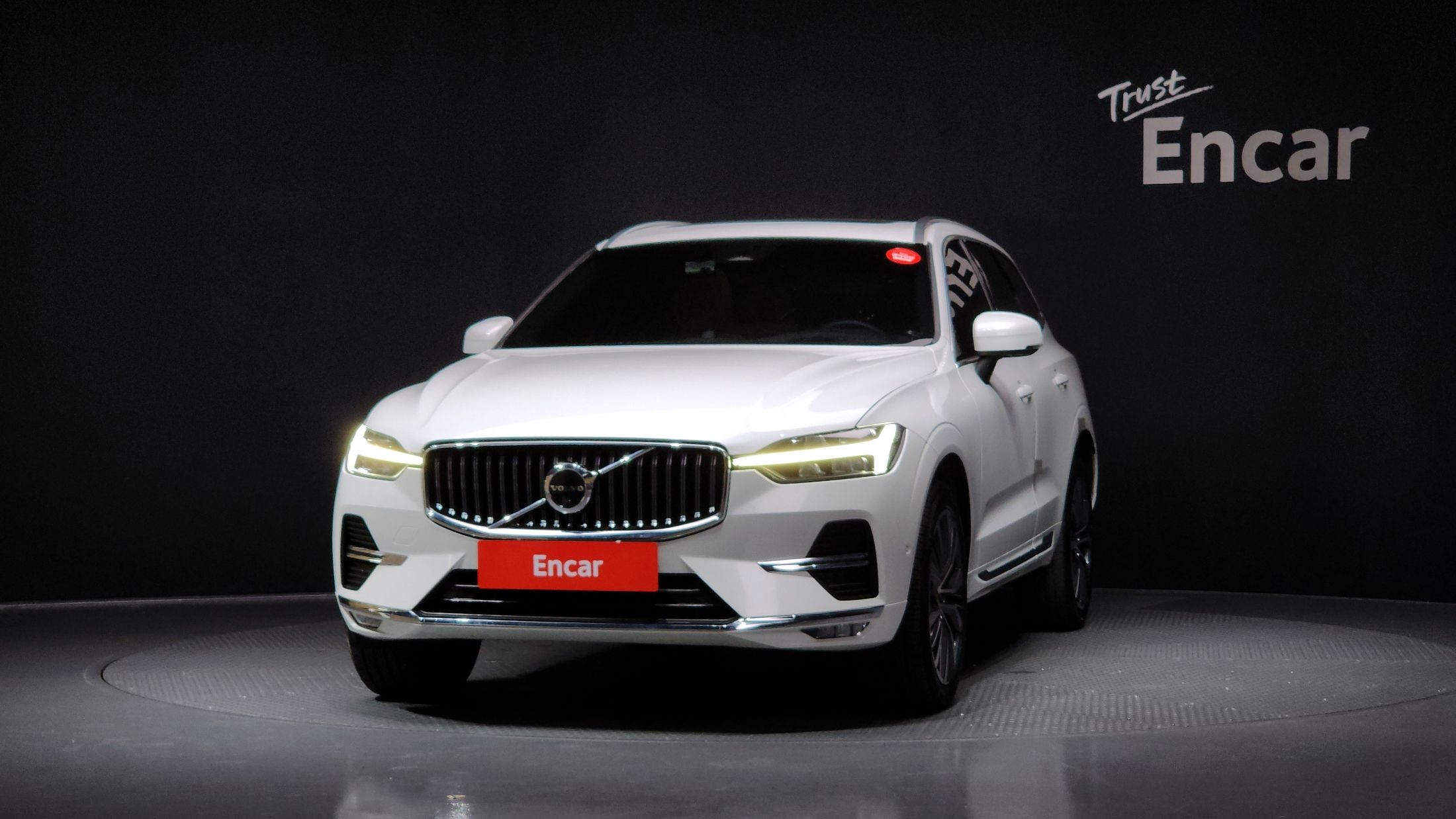 VOLVO XC60 2021