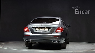 MERCEDES BENZ E-CLASS W213 2020