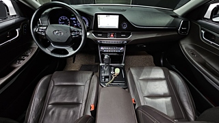 HYUNDAI GRANDEUR IG 2017