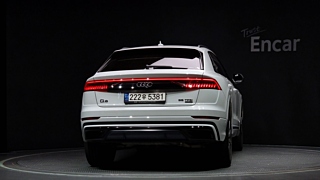AUDI Q8 4M 2021