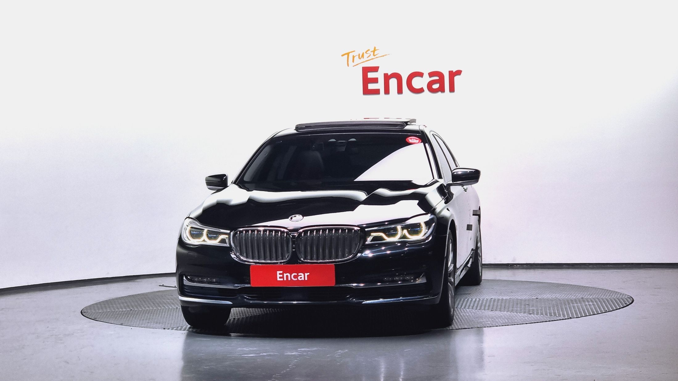 BMW 7-SERIES G11 2016