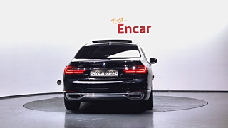 BMW 7-SERIES G11 2016