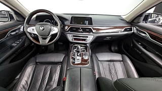BMW 7-SERIES G11 2016