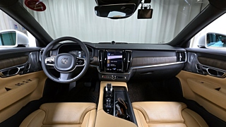 VOLVO S90 2021