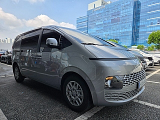 HYUNDAI STARIA 2023