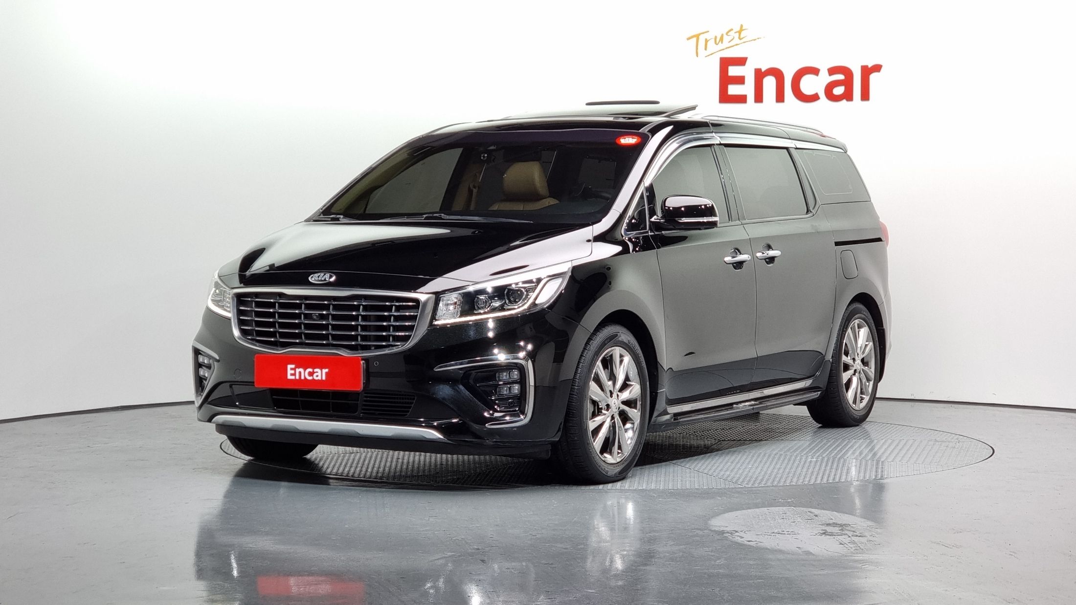KIA CARNIVAL 2018