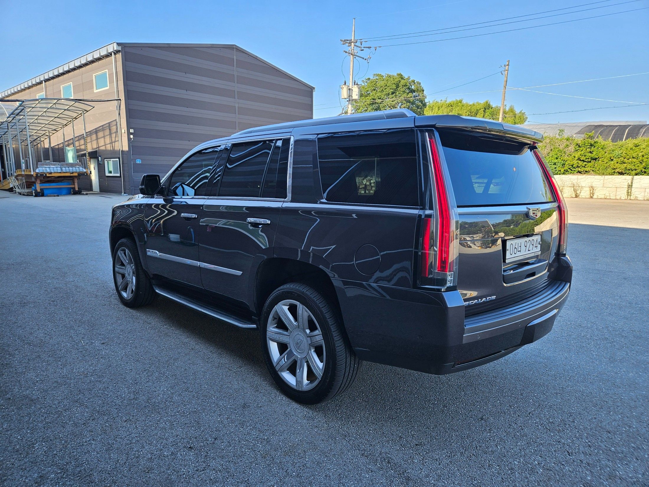 CADILLAC ESCALADE 2017