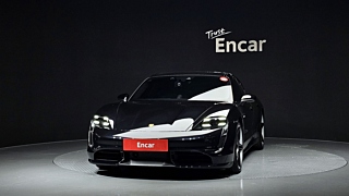 PORSCHE TAYCAN  Turbo 2021