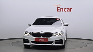 BMW 5-SERIES G30 2017