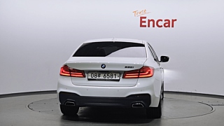 BMW 5-SERIES G30 2017