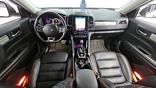 SAMSUNG QM6 2020