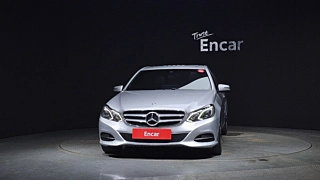 MERCEDES BENZ E-CLASS W212 2016