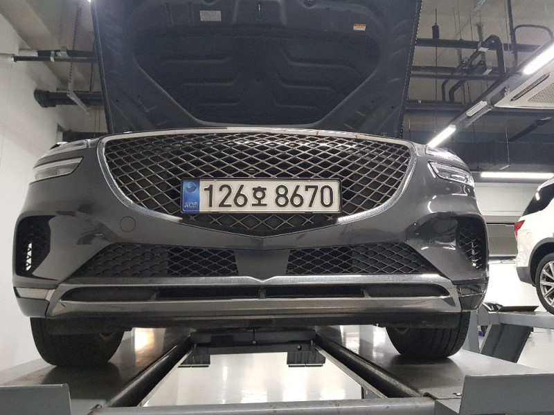GENESIS GV70 2021