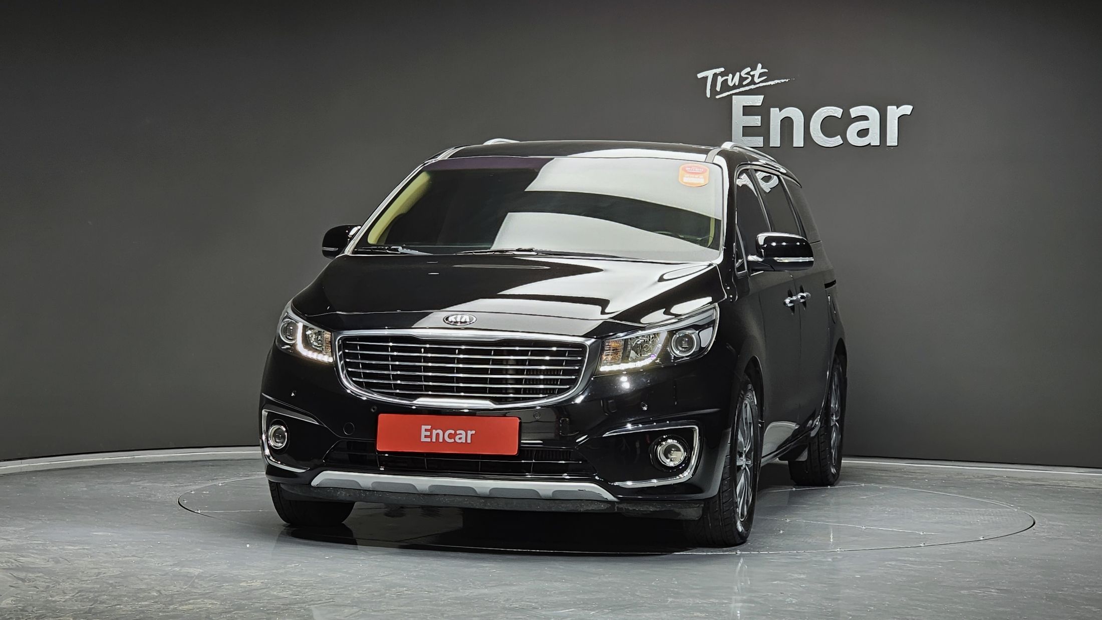 KIA CARNIVAL 2017