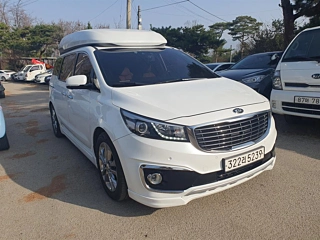 KIA CARNIVAL 2017