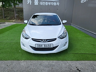 HYUNDAI AVANTE MD 2012