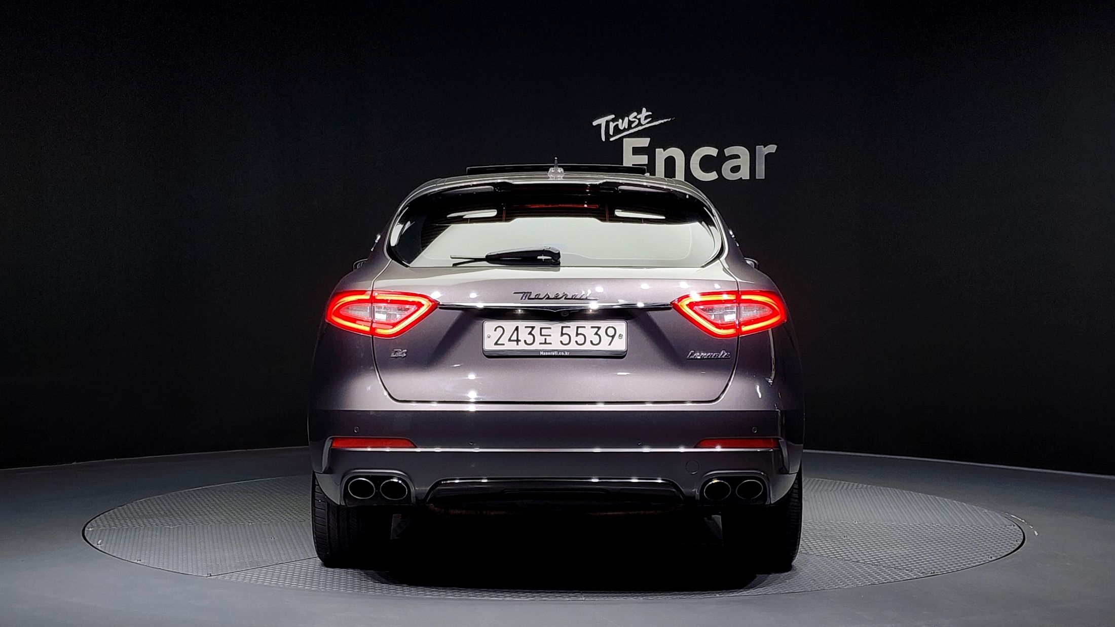 MASERATI LEVANTE 2017