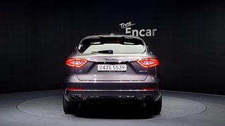 MASERATI LEVANTE 2017