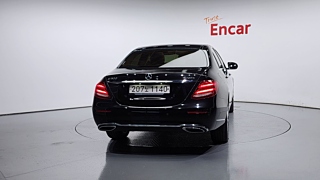 MERCEDES BENZ E-CLASS W213 2020