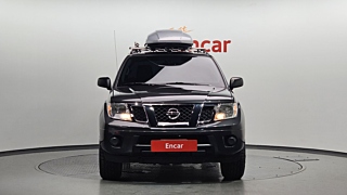 NISSAN FRONTIER 2013