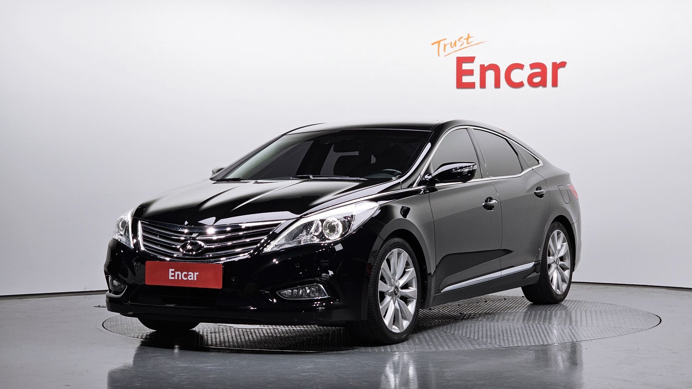 HYUNDAI GRANDEUR HG 2012