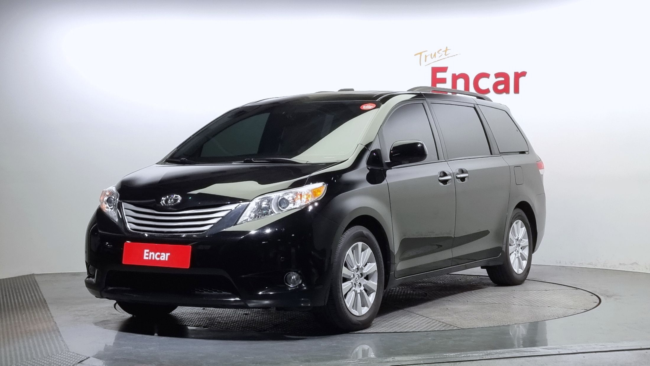 TOYOTA SIENNA