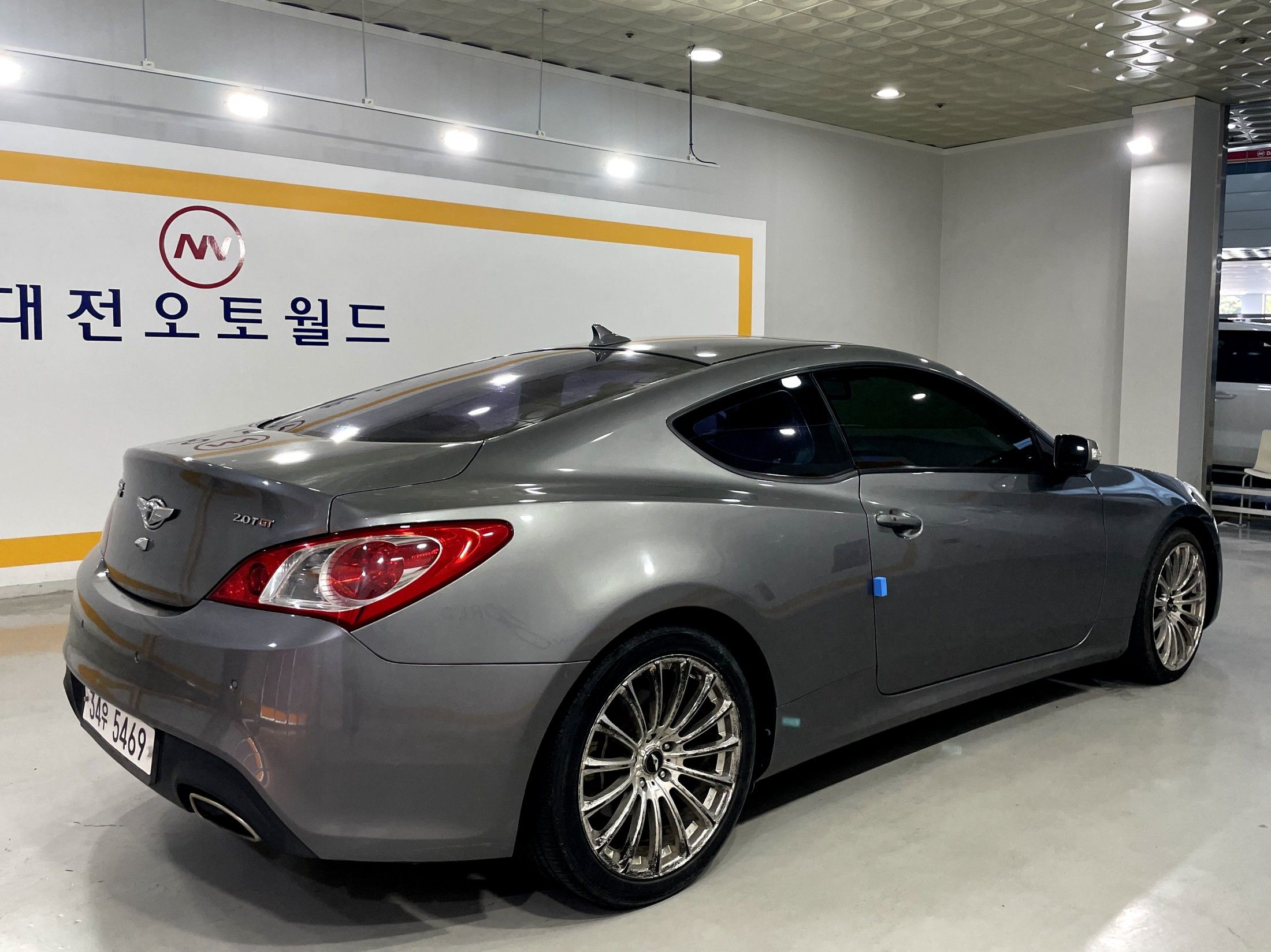 HYUNDAI GENESIS COUPE 2010