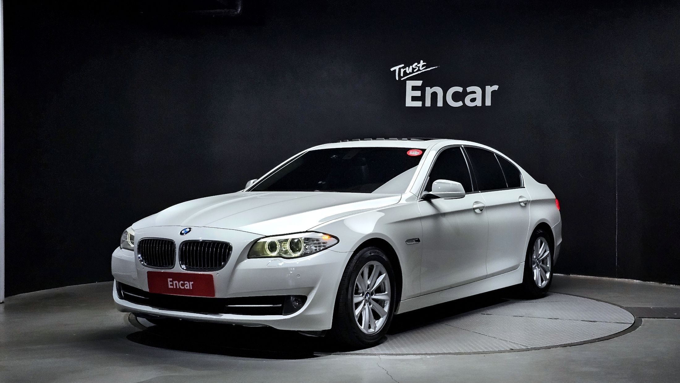 BMW 5-SERIES F10 2013