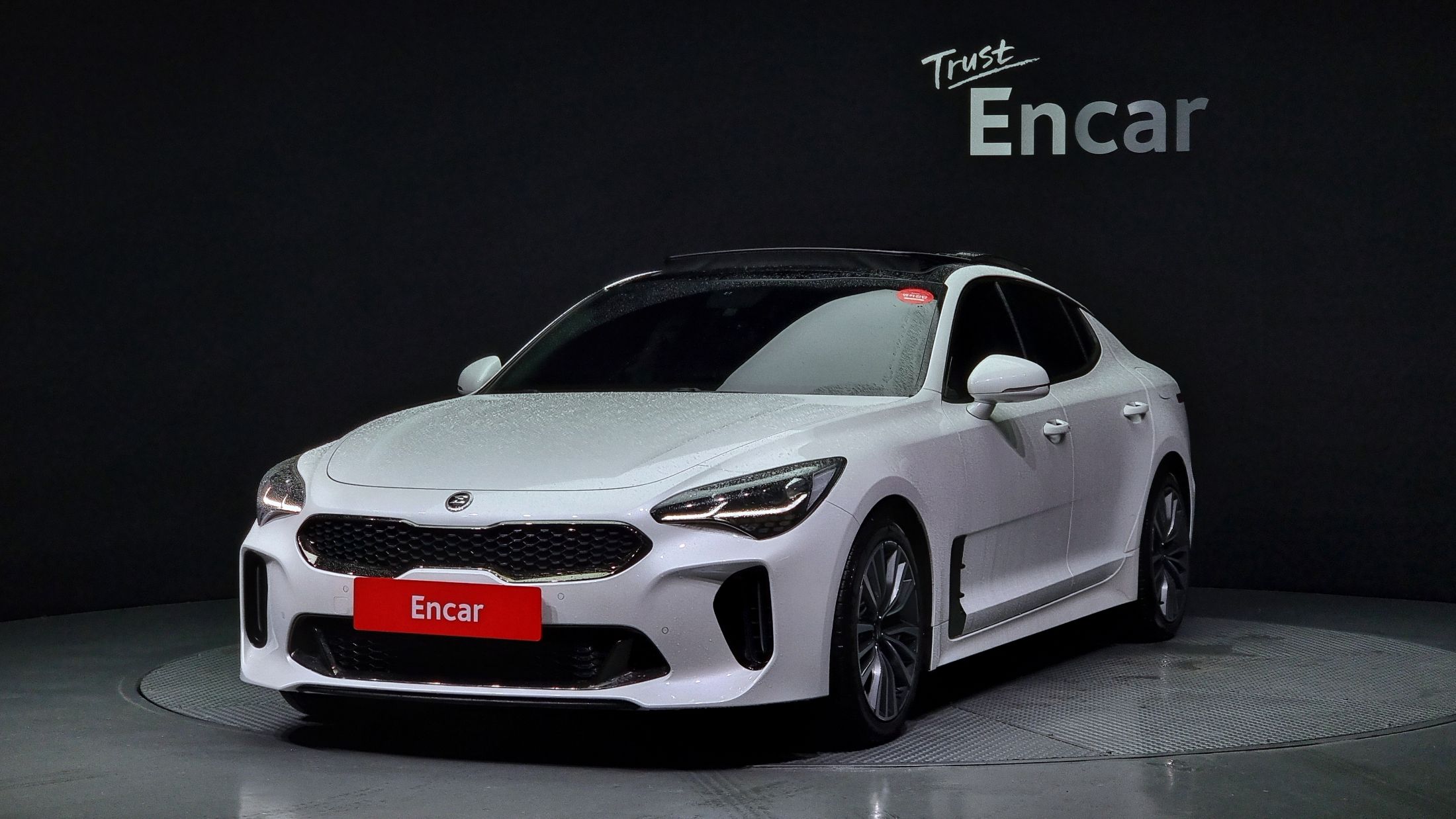 KIA STINGER