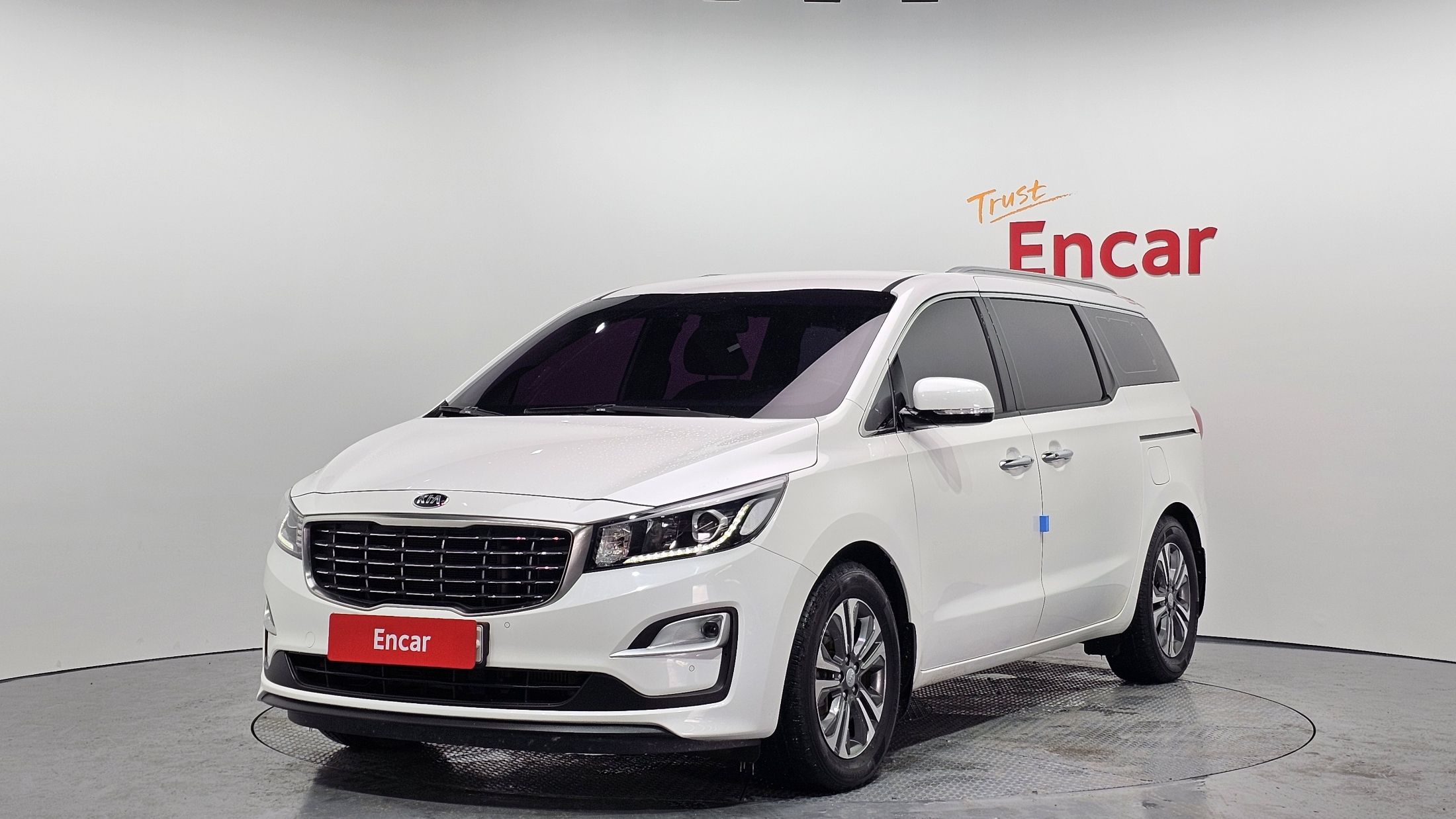 KIA CARNIVAL 2019