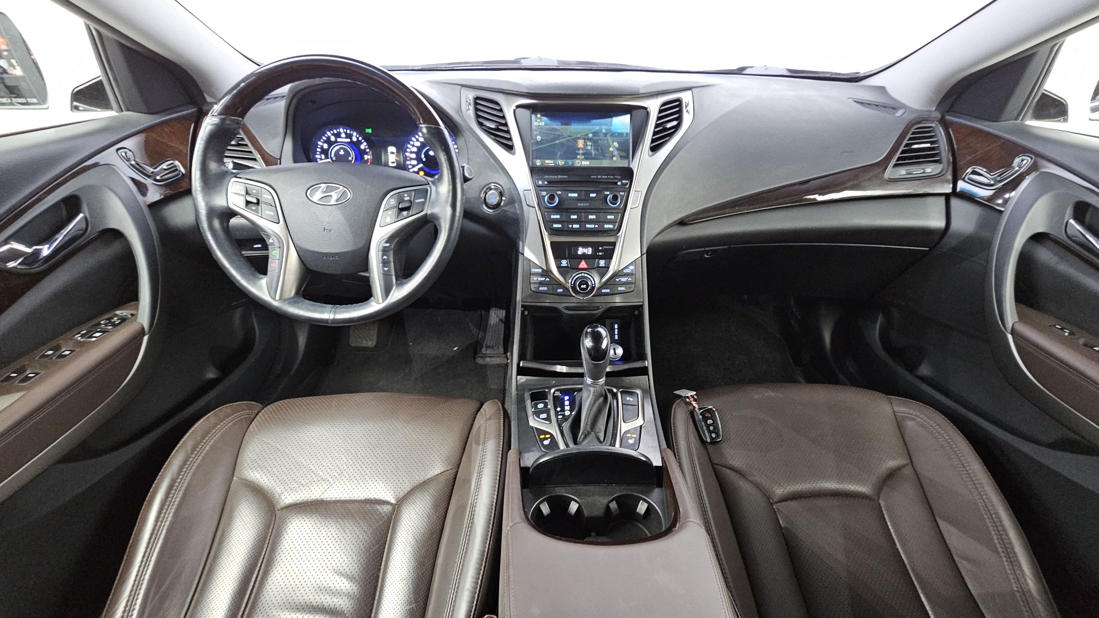 HYUNDAI GRANDEUR HG 2014