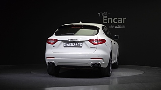 MASERATI LEVANTE 2017