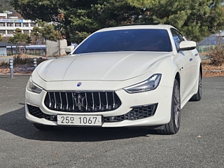 MASERATI GHIBLI 2017
