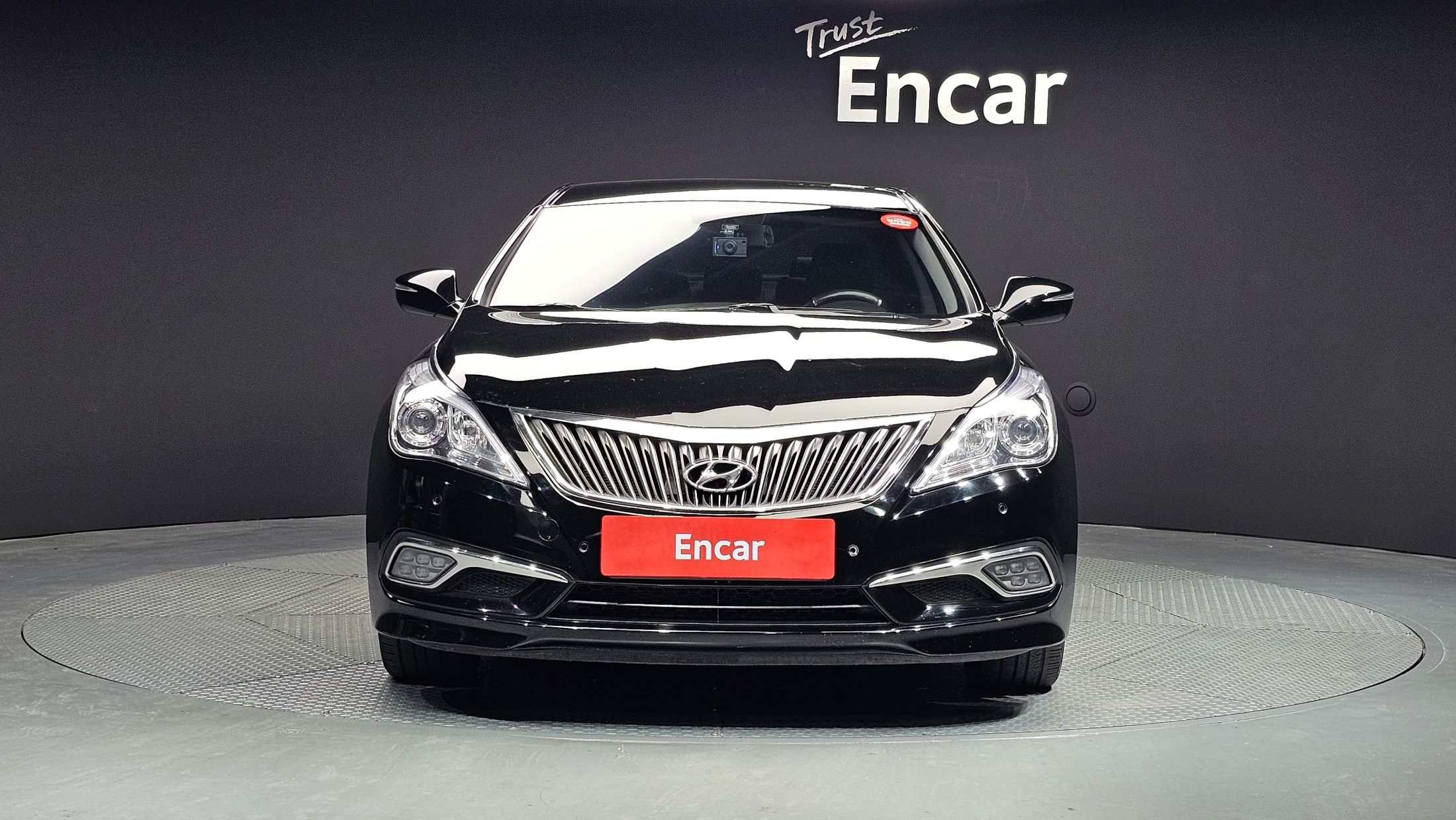 HYUNDAI GRANDEUR HG 2016