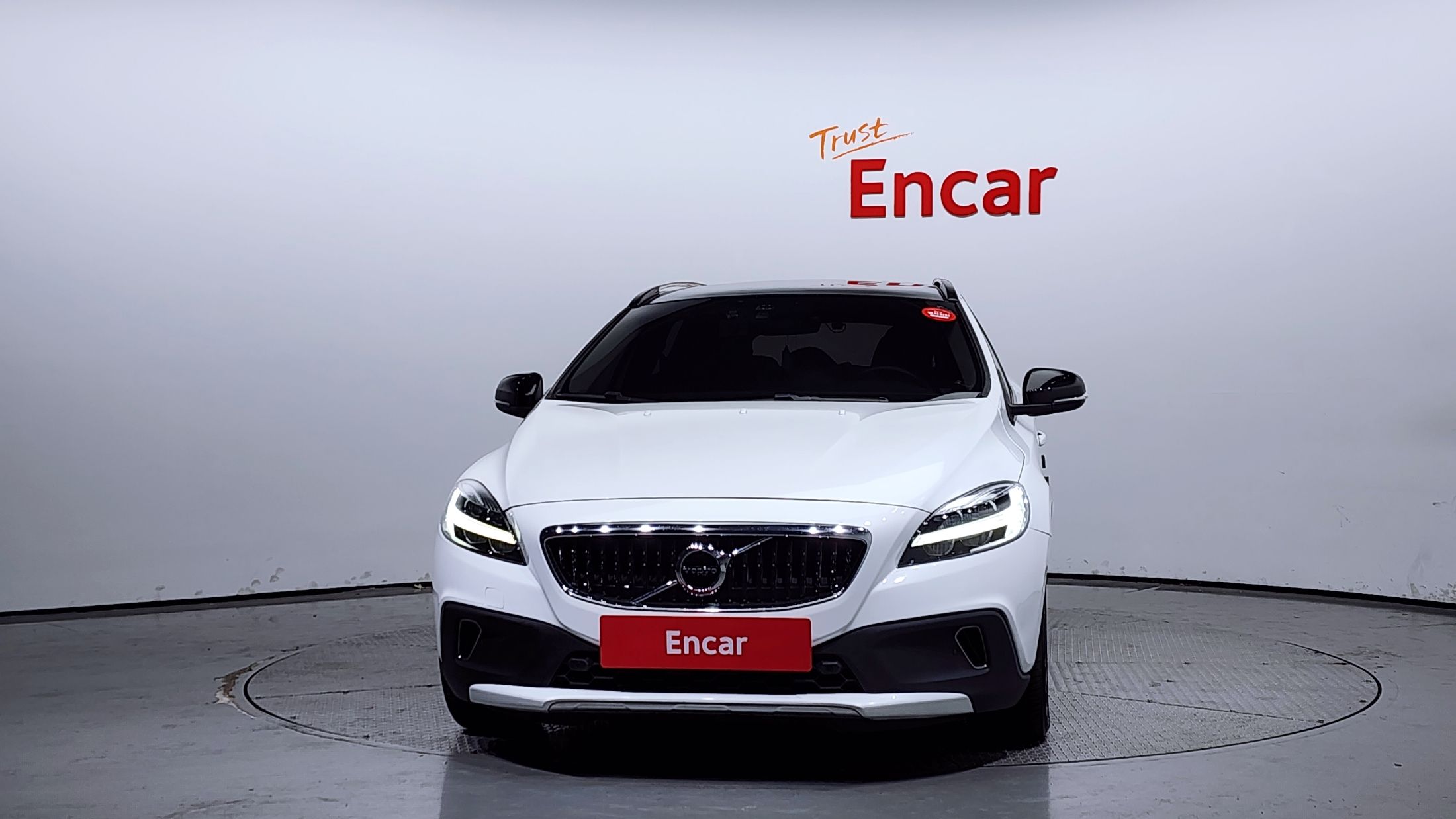 VOLVO V40 CROSS COUNTRY 2017