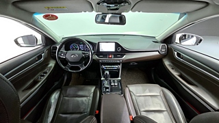 HYUNDAI GRANDEUR IG HYBRID 2017