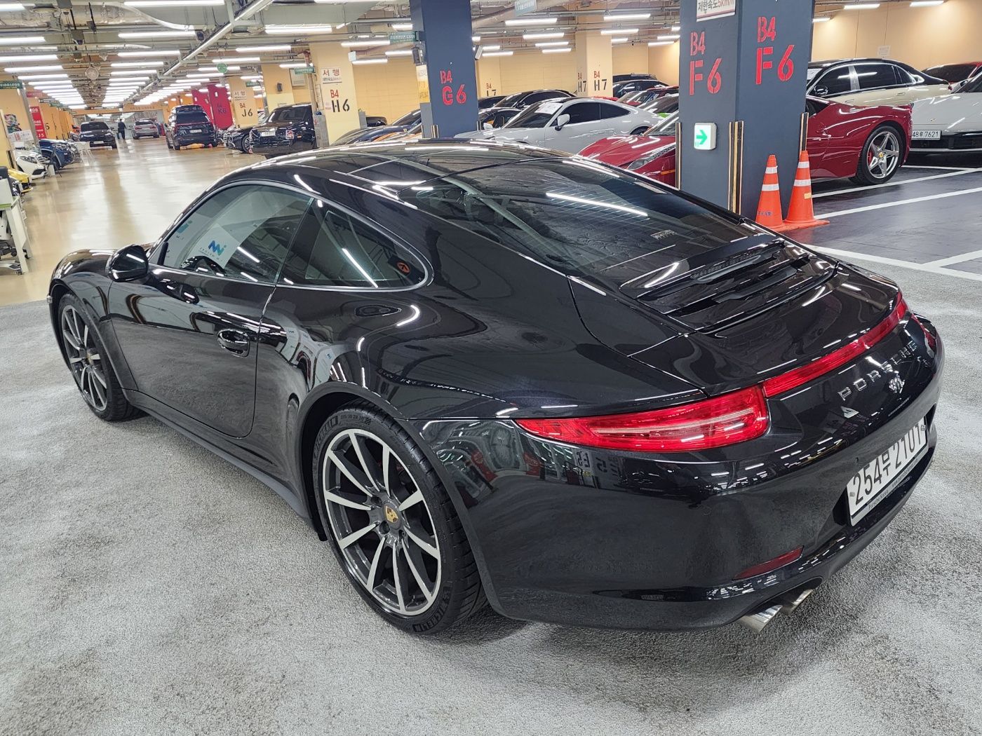 PORSCHE 911 2013
