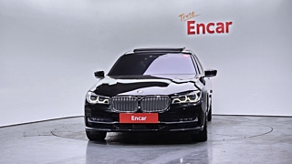BMW 7-SERIES G11 2016