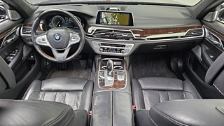 BMW 7-SERIES G11 2016